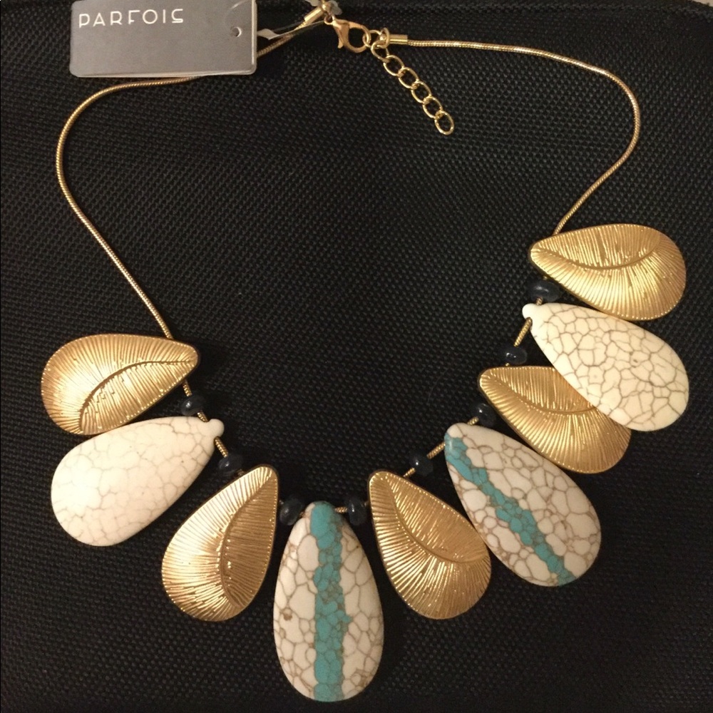 Parfois Shell Necklace